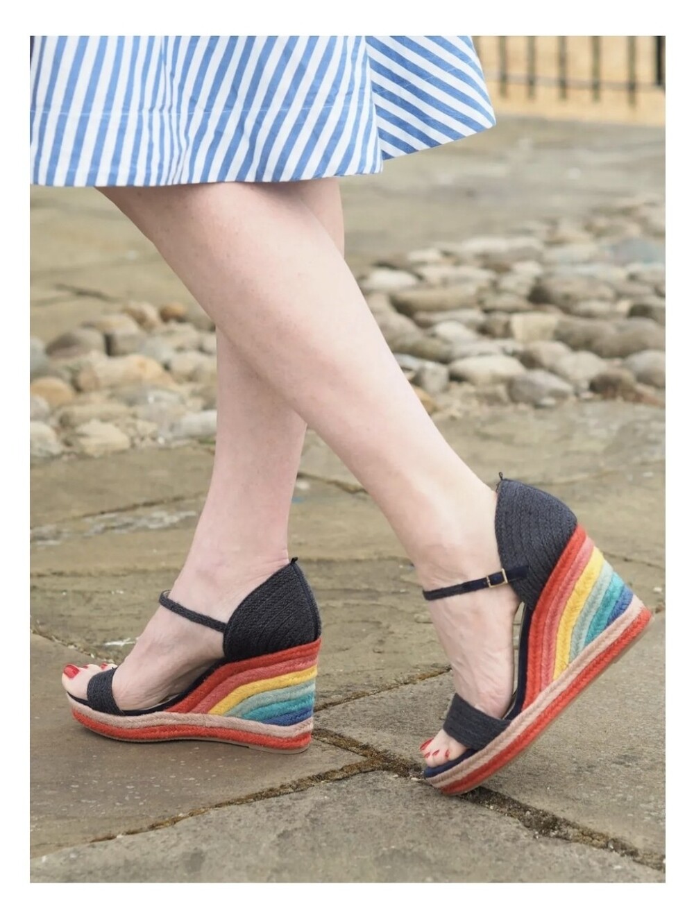 Boden Lily Rainbow Wedge Espadrille Sandals Navy Size 6